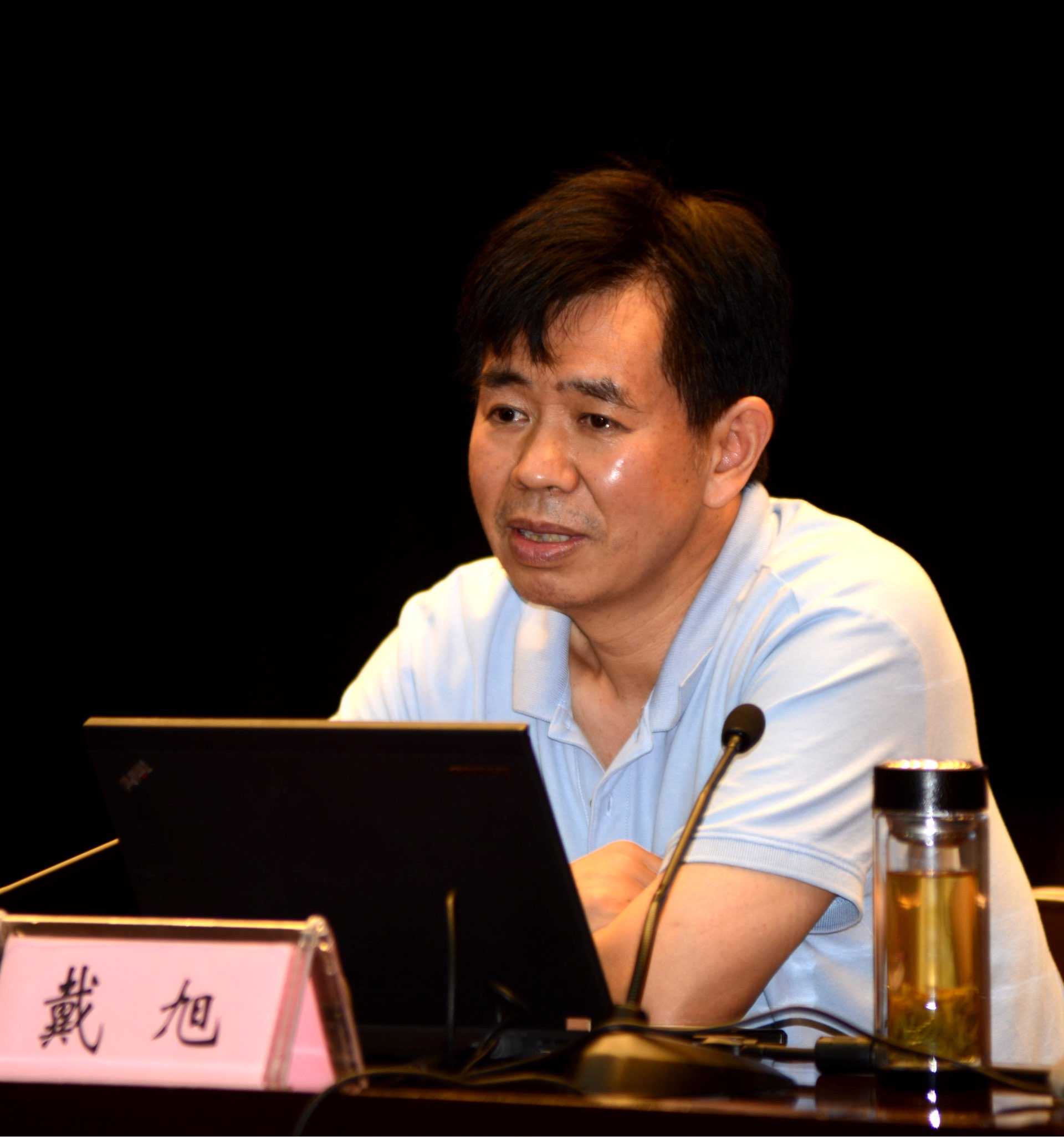 美总统为何特别提到这名解放军大校?他曾放言:击沉是我们的权利