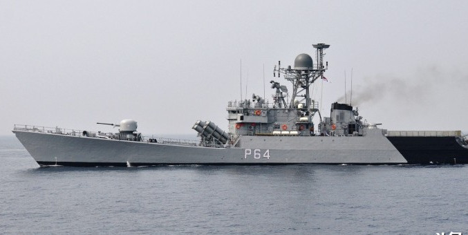 1座奥托梅莱拉76毫米舰炮(p61号装备ak176型舰炮),2座ak630型6管30