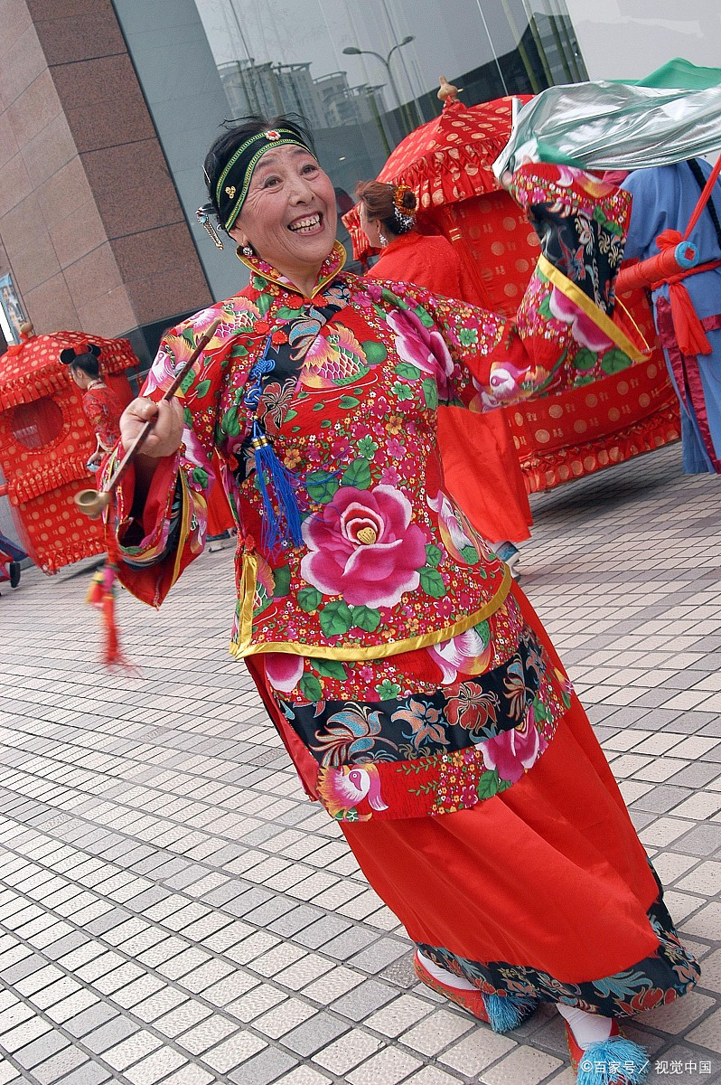 媒不成功后,我现在最佩服的人就是30年前我们乡下的那个媒婆桃姨了,她