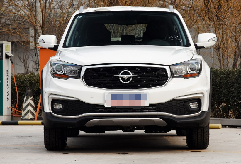 品鉴海马s7,外观很霸气,线条也很美,内饰还很豪华