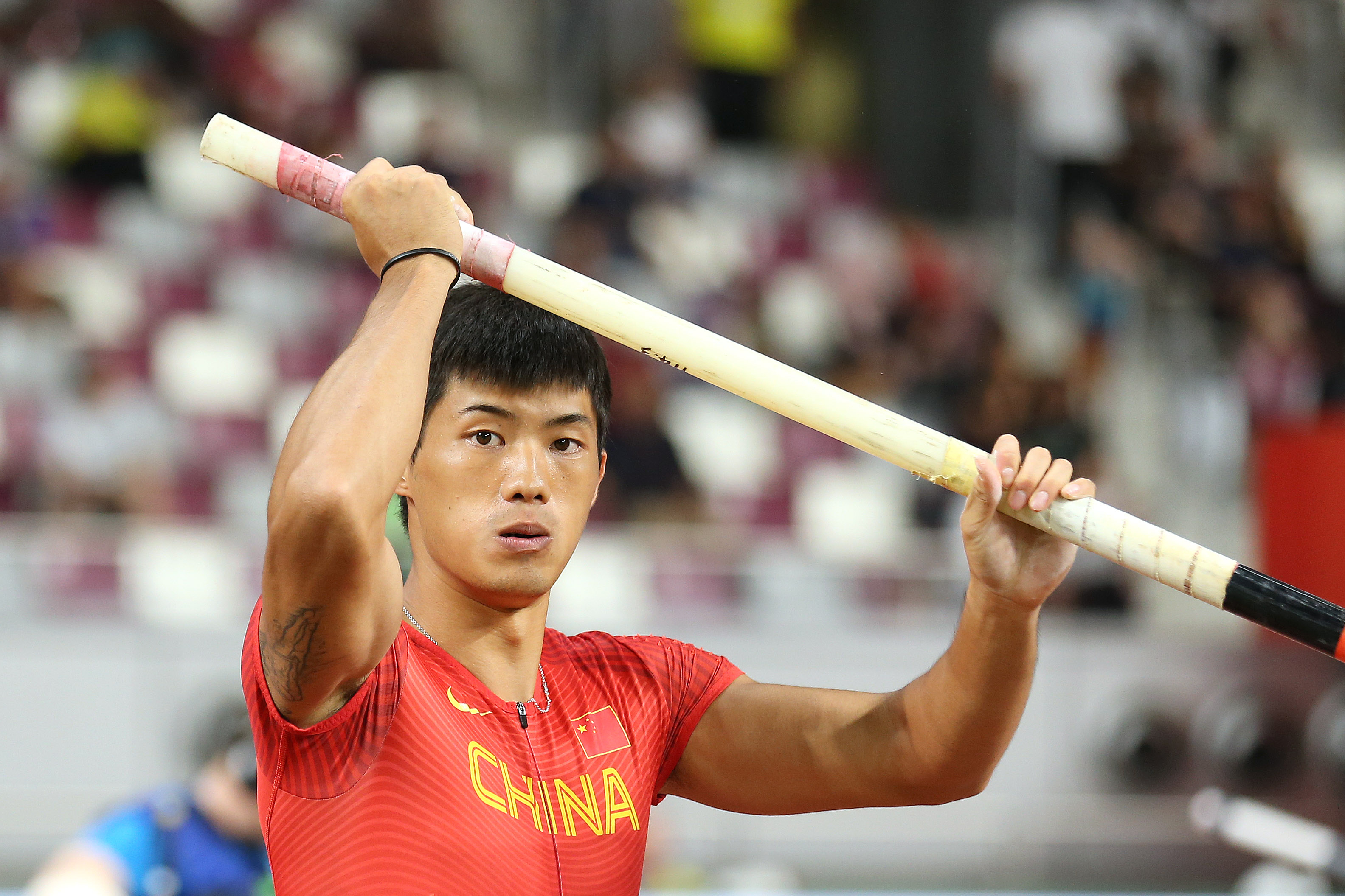 田径——男子撑杆跳高:黄博凯晋级决赛