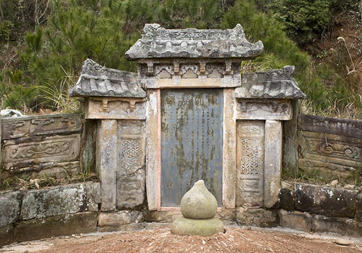 抚州名人墓——抗倭名将谭纶墓