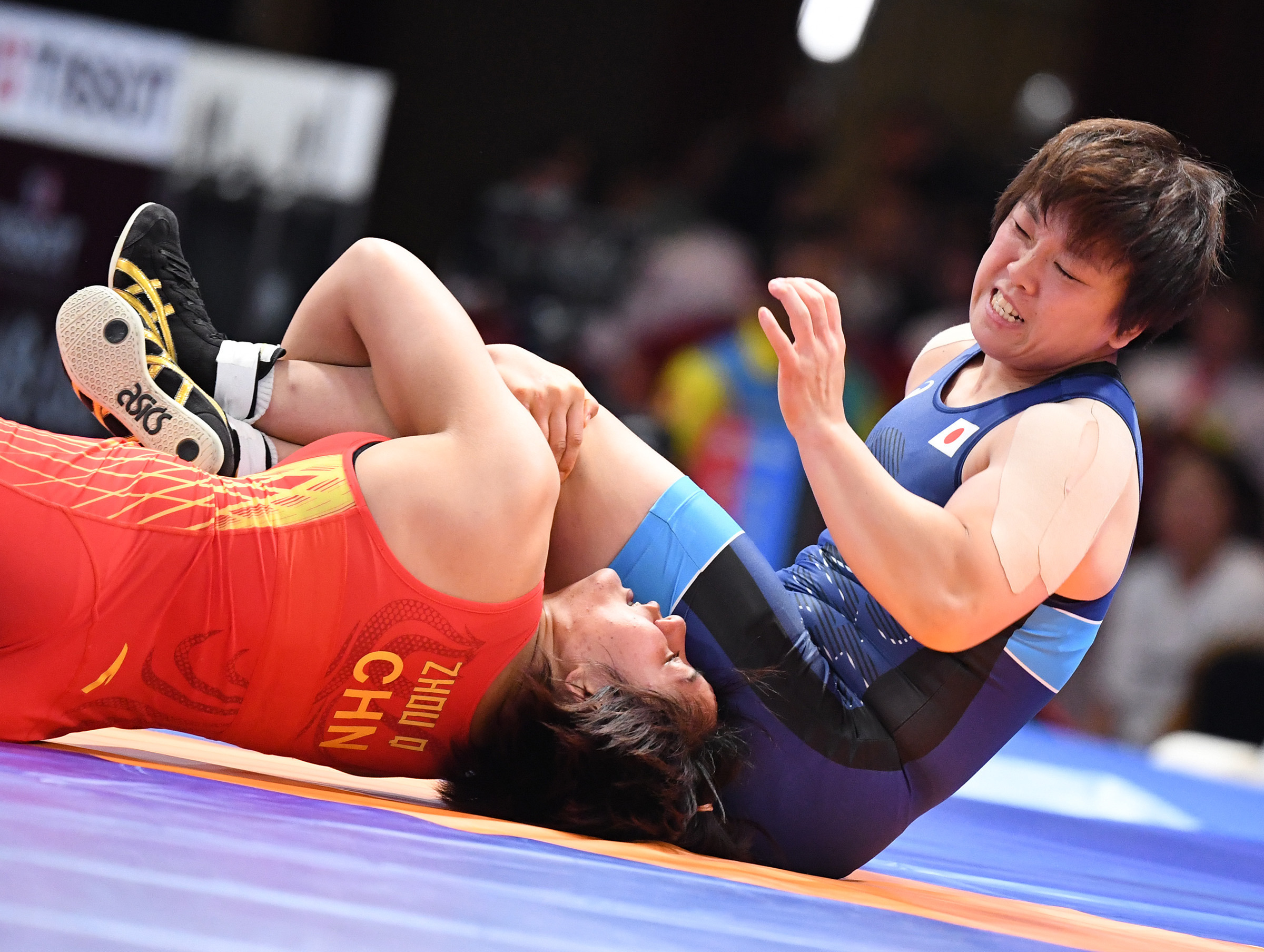 摔跤——女子自由式76公斤级:中国选手周倩夺冠(4)