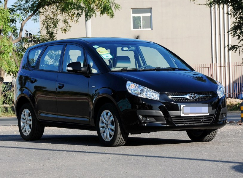 器宇不凡的江淮-瑞风m2,符合大众审美,十分适合年轻人开