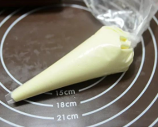 泰式忘吞糕,难道一口吃到嘴里真的忘记吞了吗?