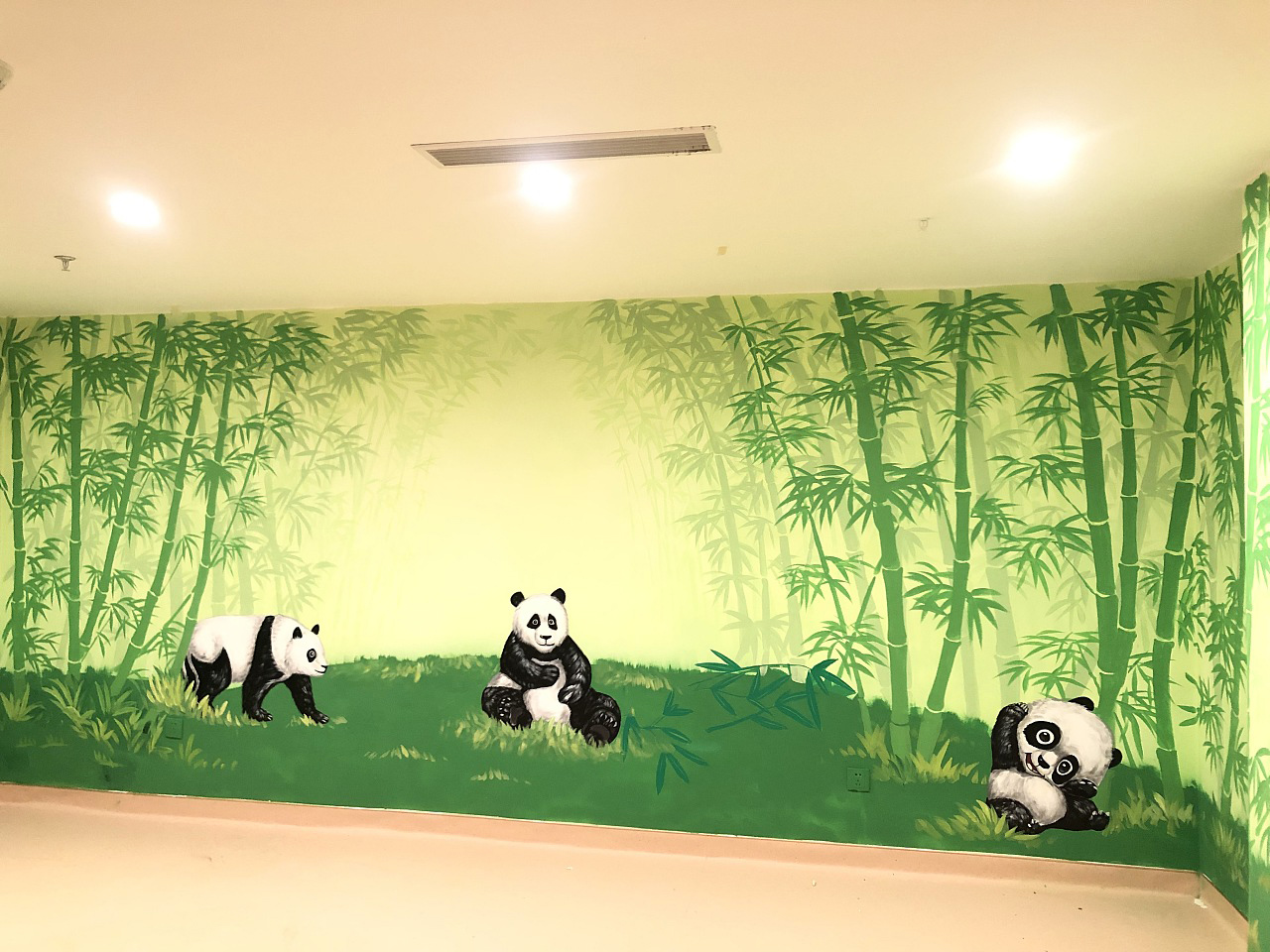儿童活动区熊猫竹子墙绘彩绘