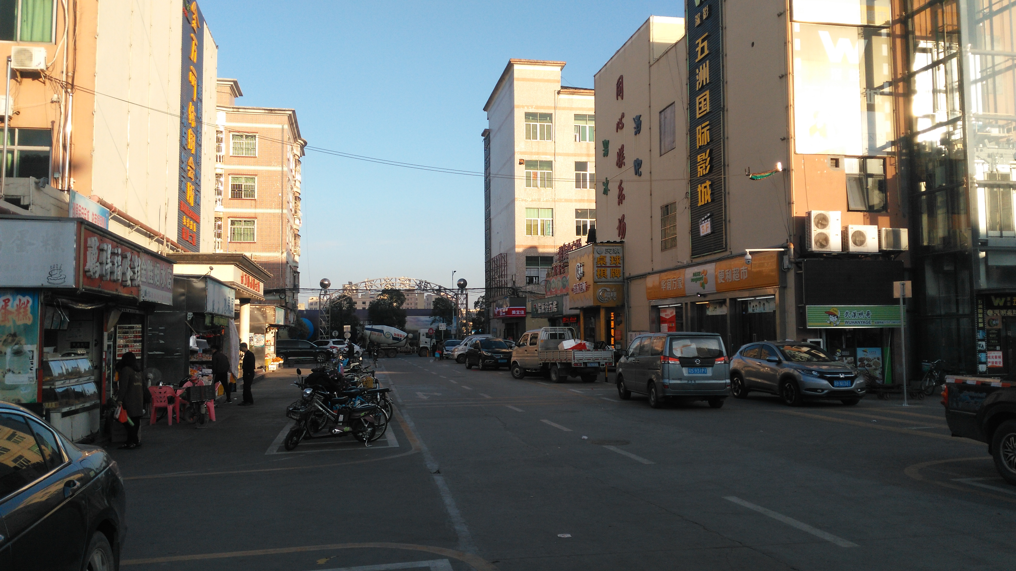 深圳龙岗五联综合市场实拍,去逛逛看看有哪些好吃的?