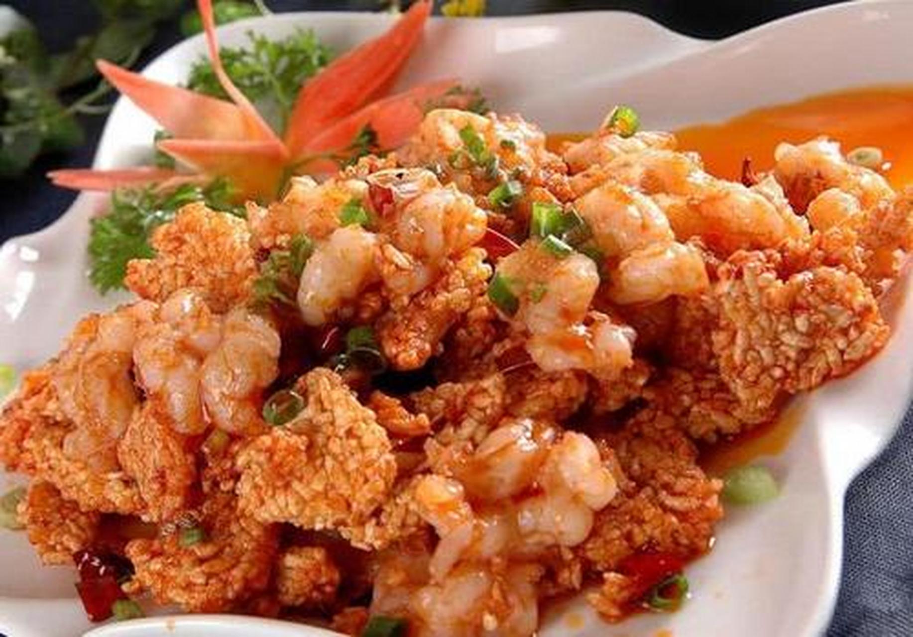 城市身边事#【杭州市美食】"番茄虾仁锅巴"是1956年浙江省认定的36种