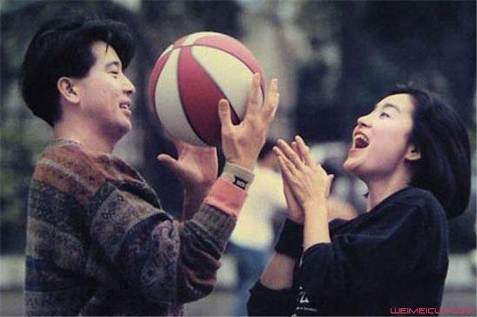 邵乔茵年轻时的照片,竟能打败林青霞与秦汉结婚!