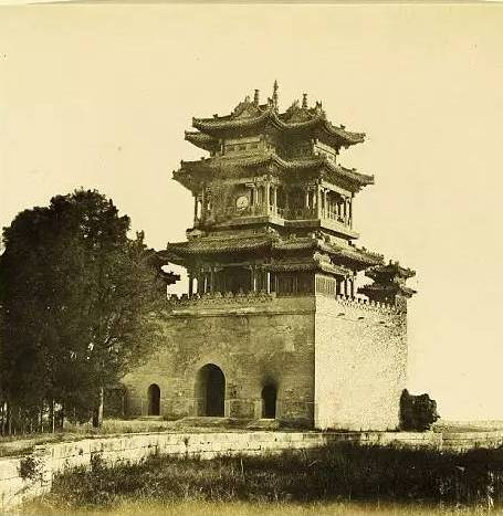 英国苏富比拍卖疑似中国"圆明园"被毁前照片,以20万英镑起拍!