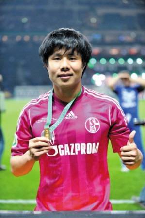 遗憾?山东鲁能青训教练邓世俊:遗憾没让蒿俊闵立足德甲!