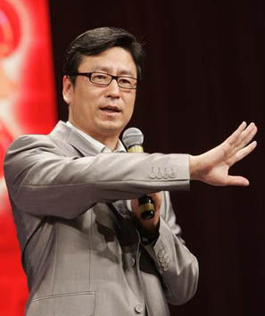 小崔资讯台开放,白岩松:值得有良知的中国人关注!