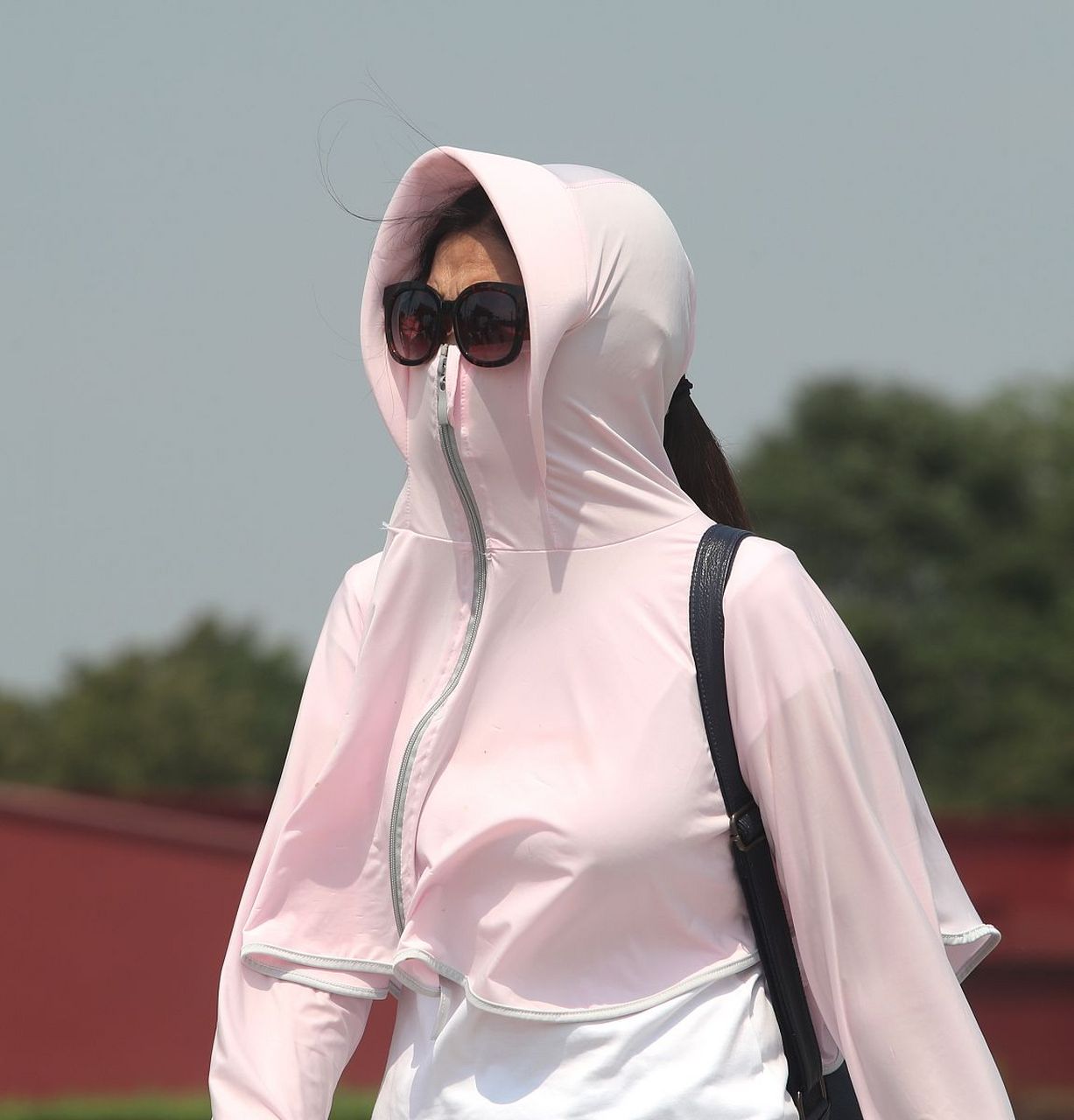 全副武装防晒并非过度,应根据个人情况选择.