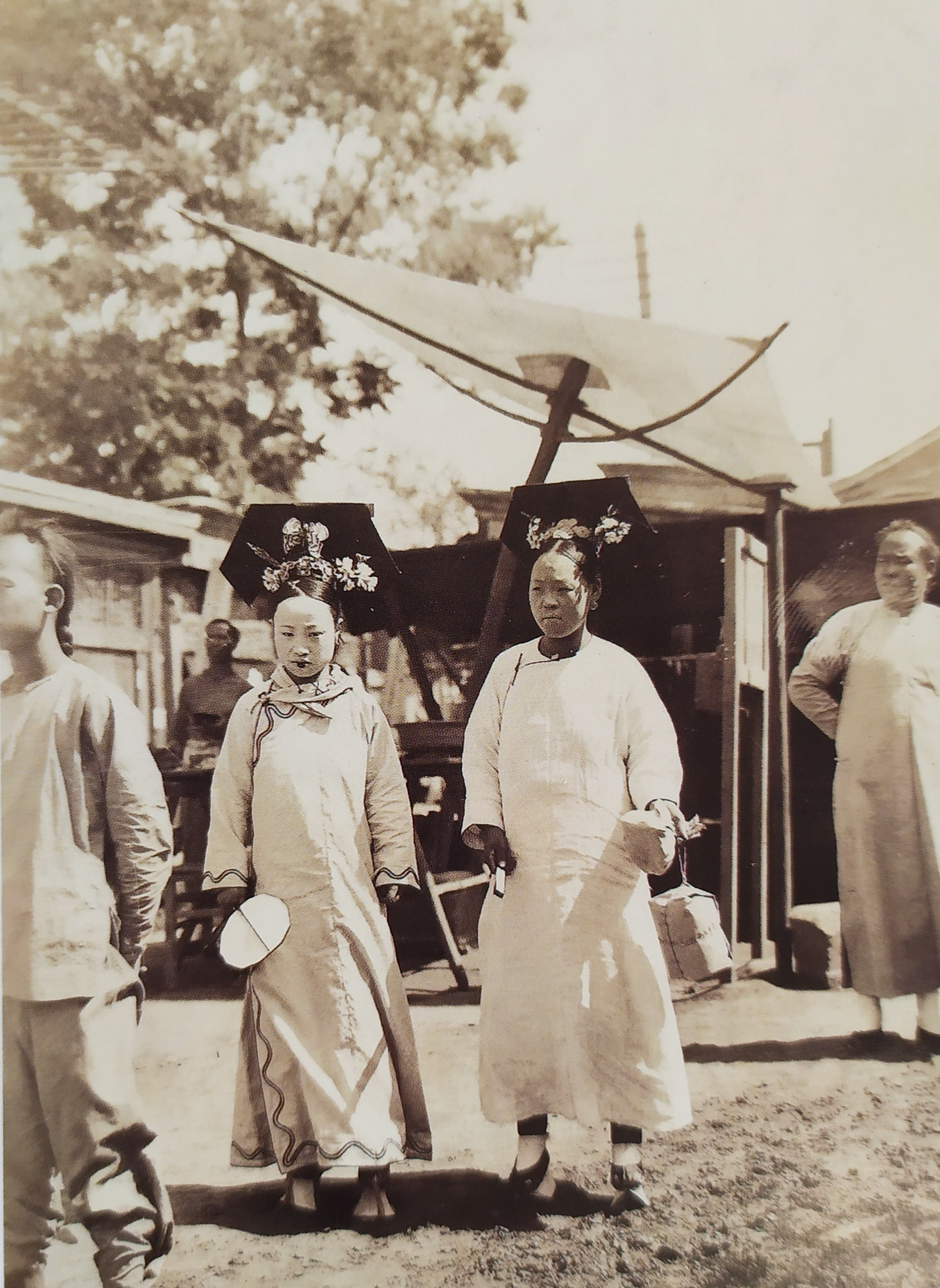 老照片:清末民初,男女服饰的嬗变