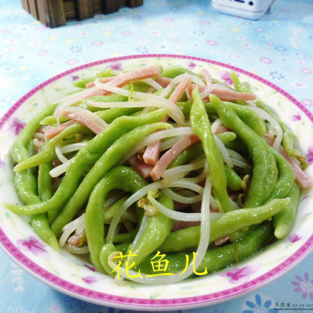 银芽翡翠条,清爽解腻下饭,十分钟就搞定