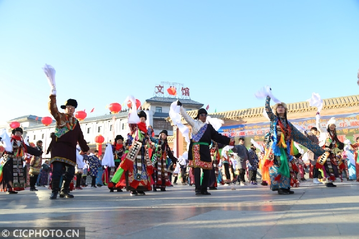 当日是元旦,甘肃省武威市天祝藏族自治县举办2019"幸福藏乡·感恩祖国