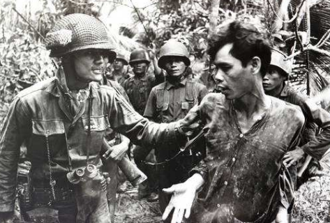 中国很弱,在1979年的时候越南也在我国的边境地区进行挑衅,最后我军