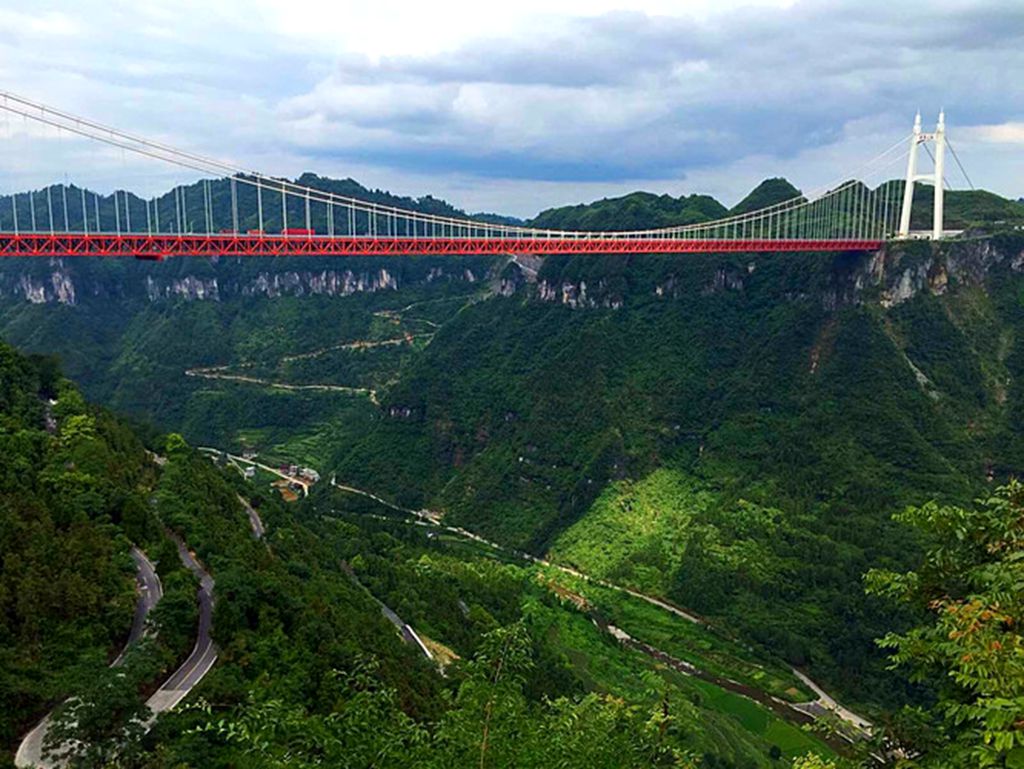 矮寨特大悬索桥,创造了四个世界第一的大桥