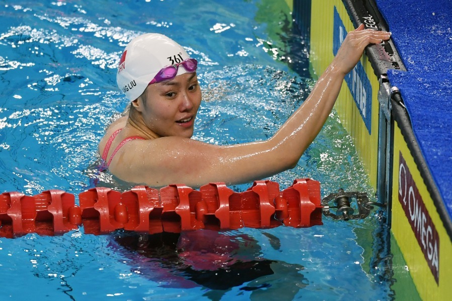 刘湘打破女子50米自由泳亚洲纪录