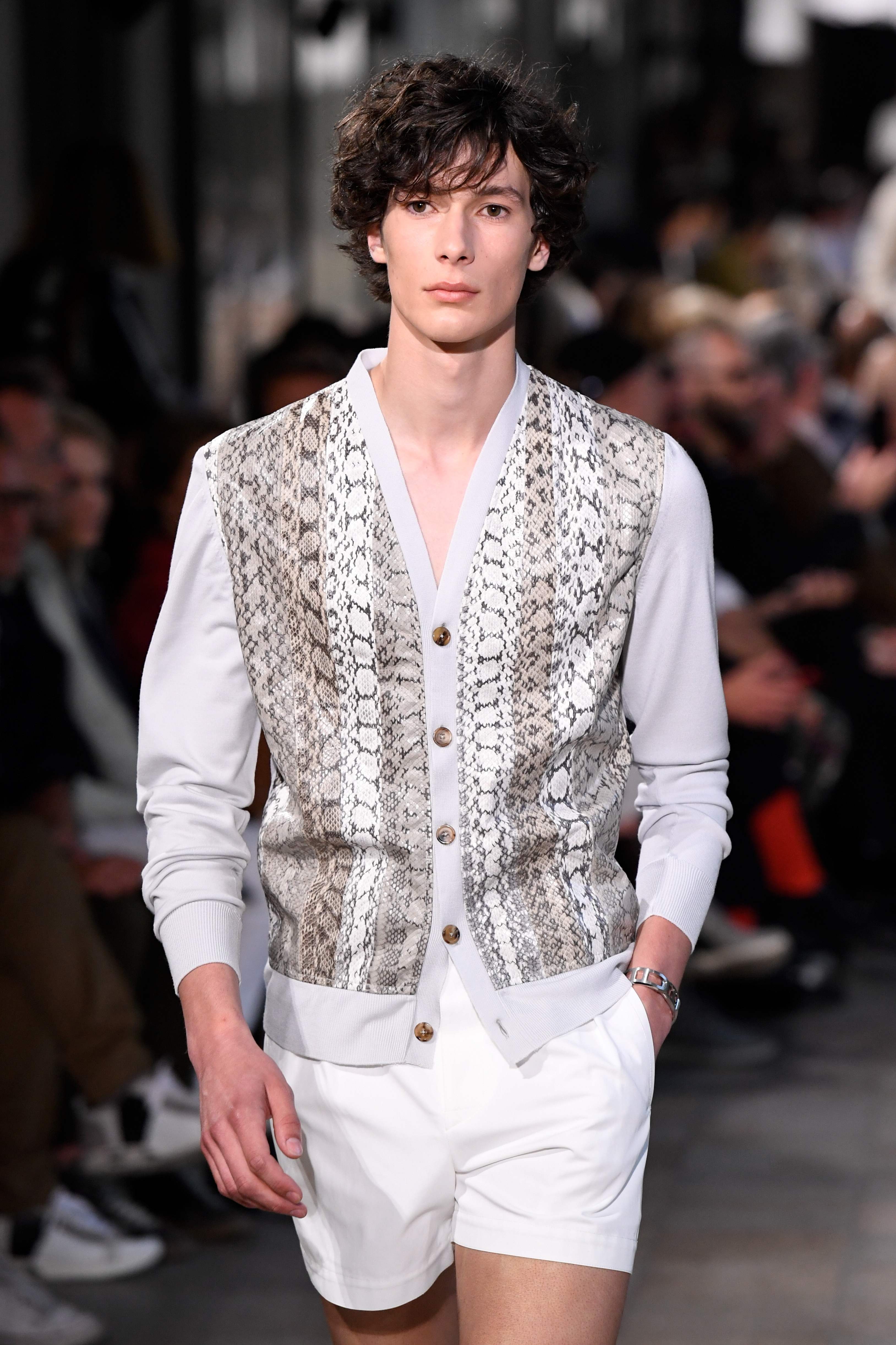 巴黎男装周——爱马仕发布春夏时装新品(9)