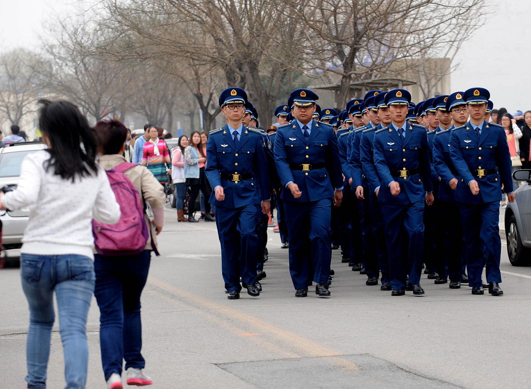 第一;空军航空大学 第二,空军哈尔滨飞行学院 第三,空军西安飞行学院