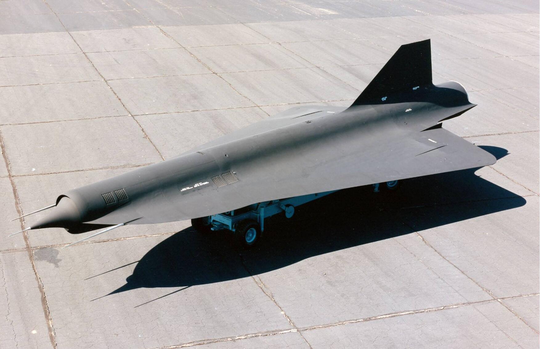 无侦8无人机一经亮相,立刻引起军迷欢呼,侦查能力已世界领先