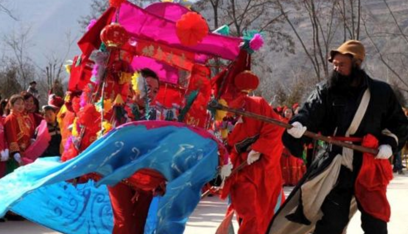 现在的春节越来越没有年味了,以前的春节是什么样的呢?你知道吗