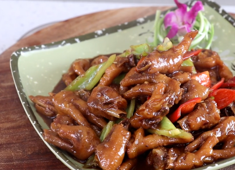 黄焖鸡爪的做法,简单易学,超级下饭!