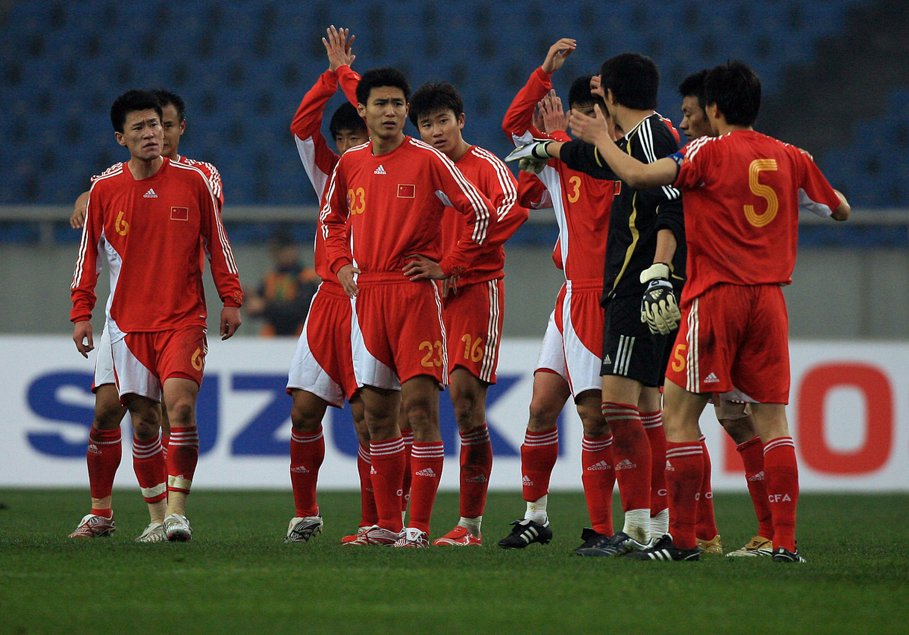 中国足球何日出头图片