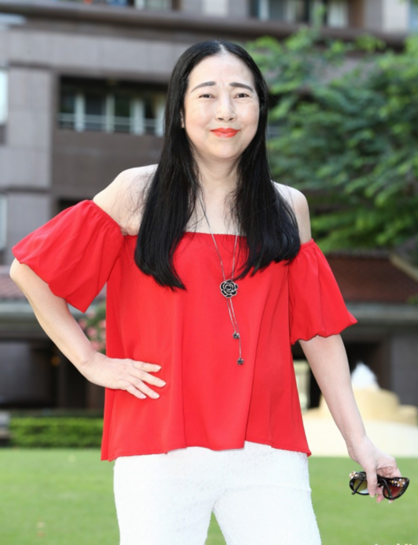 三,许纯美,台湾的另类"话题女王"许纯美,一直坚持要嫁富豪,经历过5段