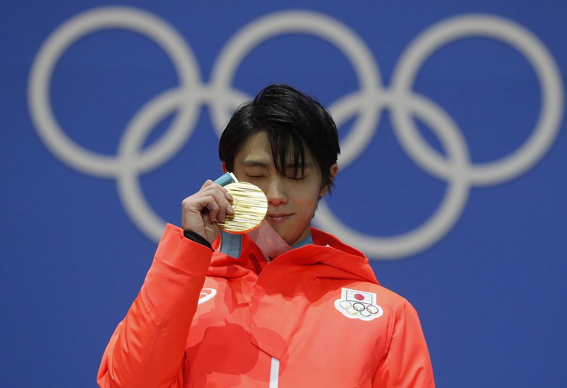 羽生结弦平昌金牌图片