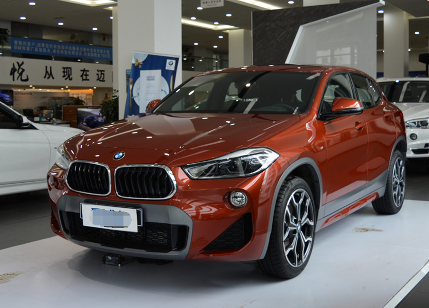 宝马x2 sdrive 25i 豪华型m越野套装的品鉴与观赏