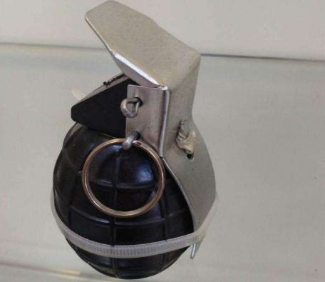 第四款,德国m-dn31式手榴弹,德国迪尔有限公司军械分部研制的防御型