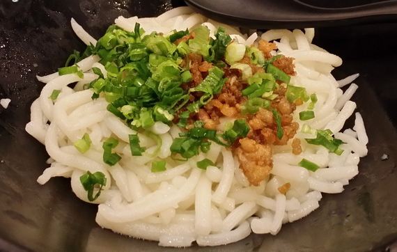 客家老鼠粄:简单的食材烹饪出的客家小吃,有嚼劲又不腻人