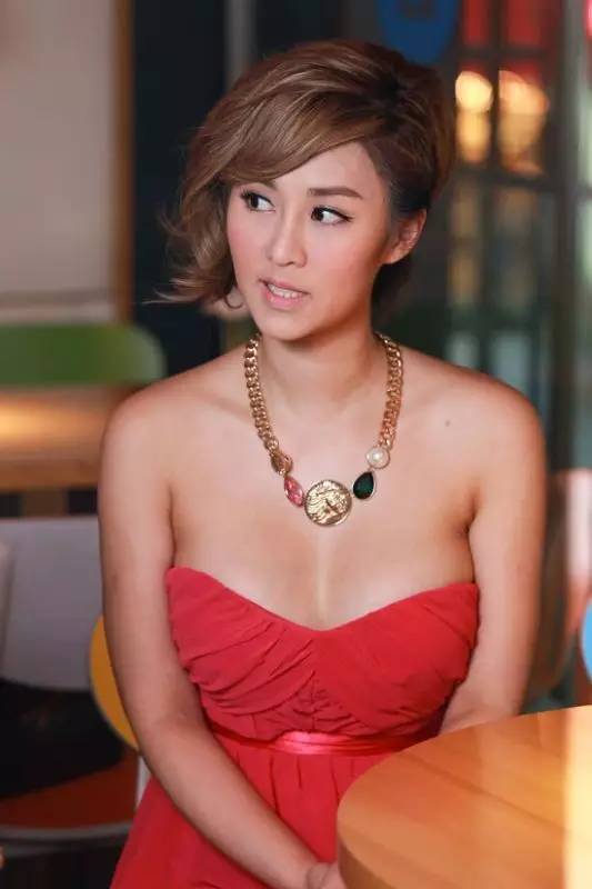 周星驰《美人魚》女演员-夏尉喻barbie,香港奶神 亚洲小姐