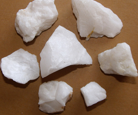 神农本草经上品药物"白石英"能益气,除风湿痹