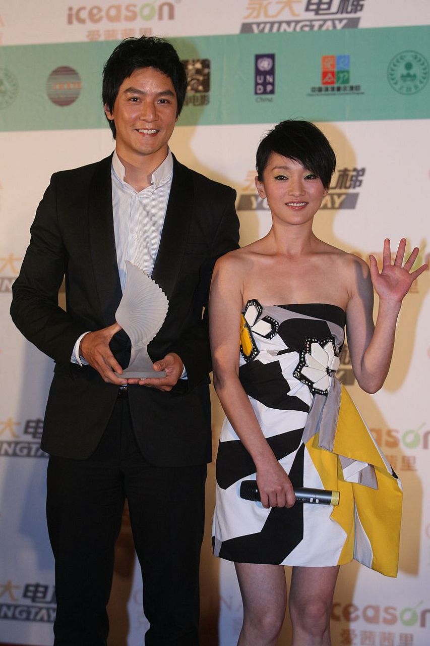 酒后失态的刘烨,竟在庆功宴上痛斥周迅!