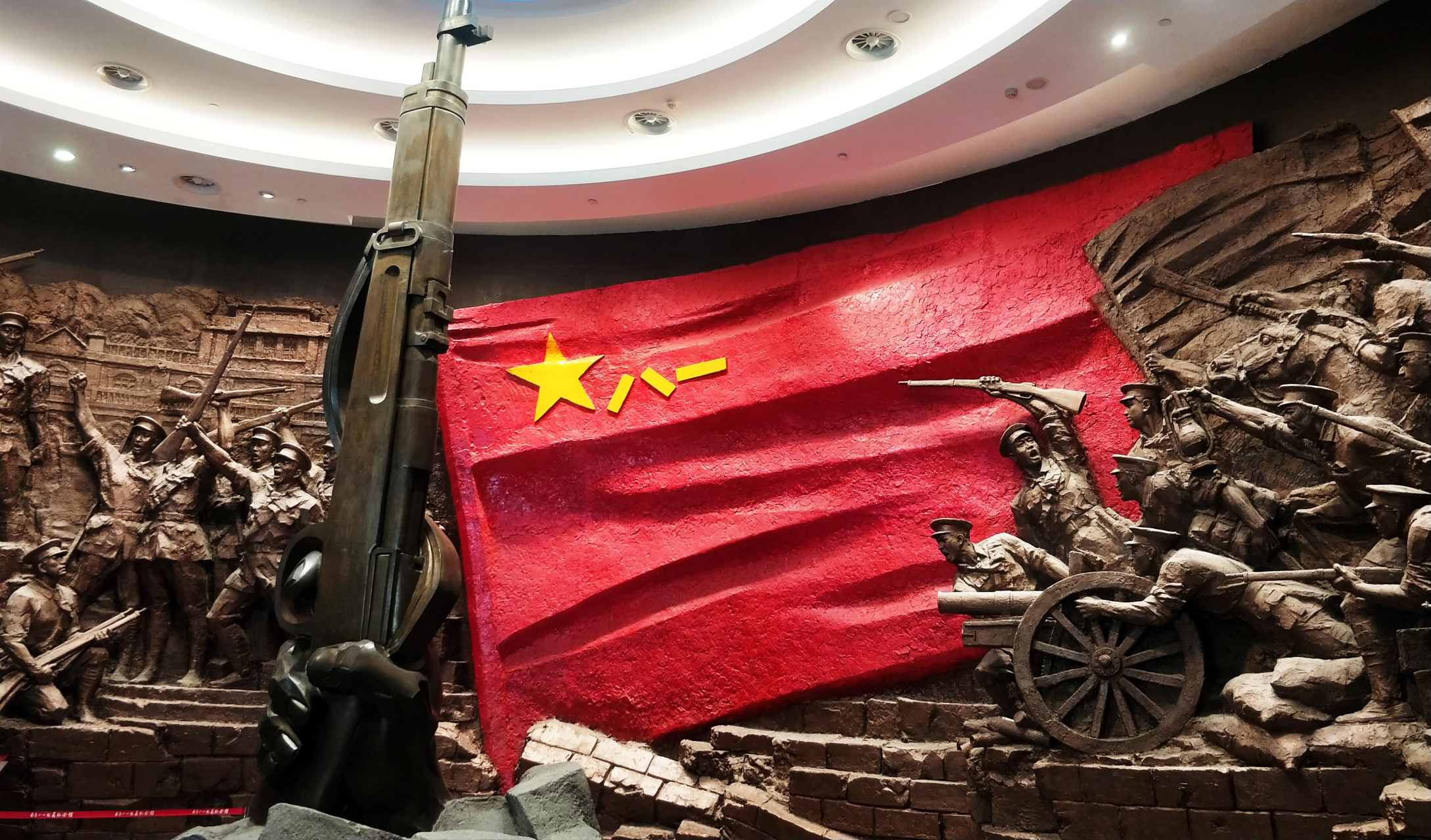 【悠游南昌,感受历史与红色文化 南昌八一起义纪念馆是南昌的标志