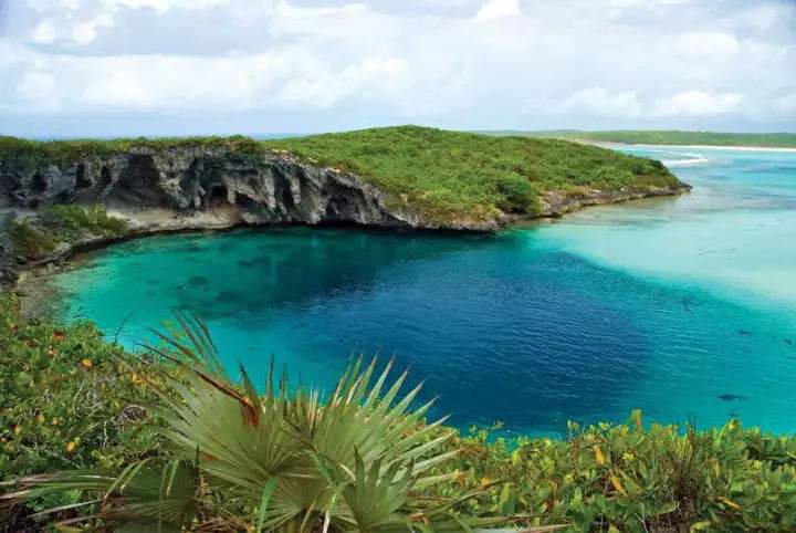 埃及达哈布蓝洞