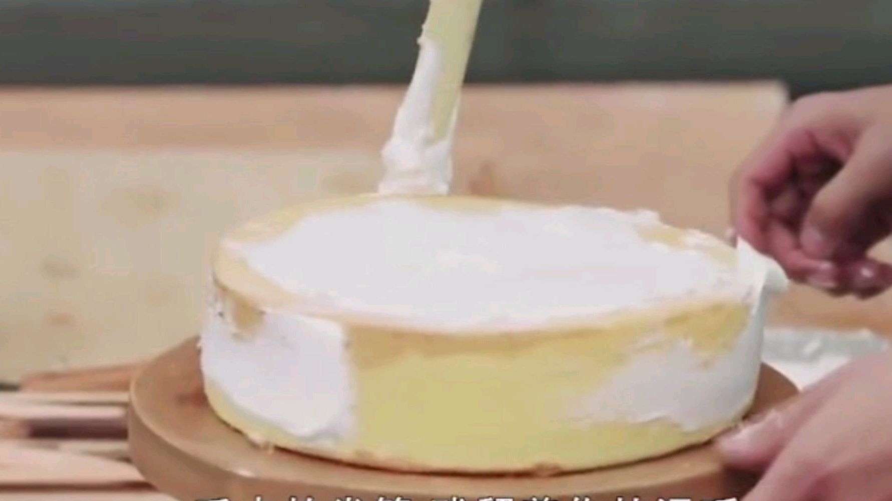 唐砖-云烨给太子送了蛋糕作为结婚礼物