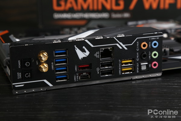 技嘉x470 aorus gaming7 wifi开箱:工业风的艺术品