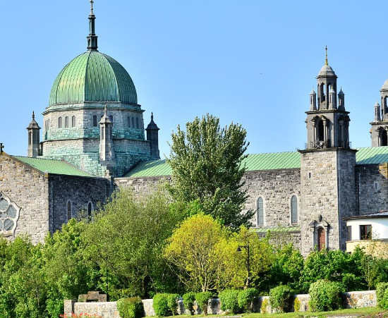 科克大学是爱尔兰著名大学之一,教学楼古朴典雅,有着悠久的历史