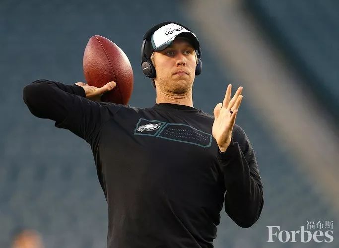 2019年收入最高的nfl球员:拉塞尔·威尔逊以7,900万美元居首