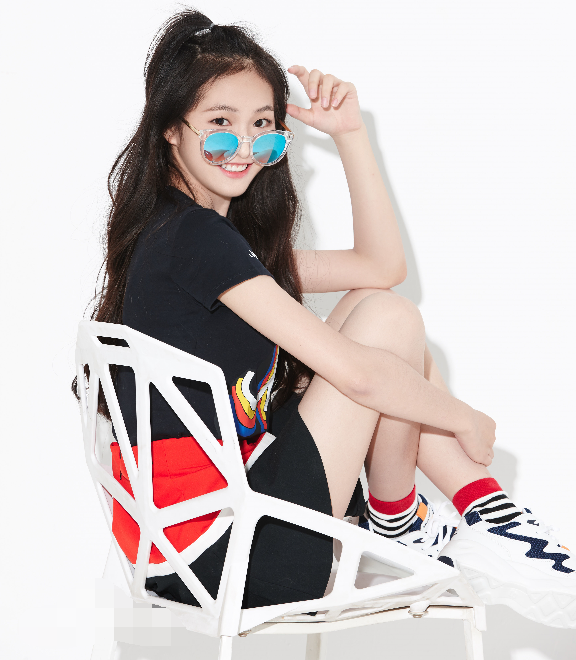 杨肸子,中国内地女演员,歌手,参加湖南广播电视台金