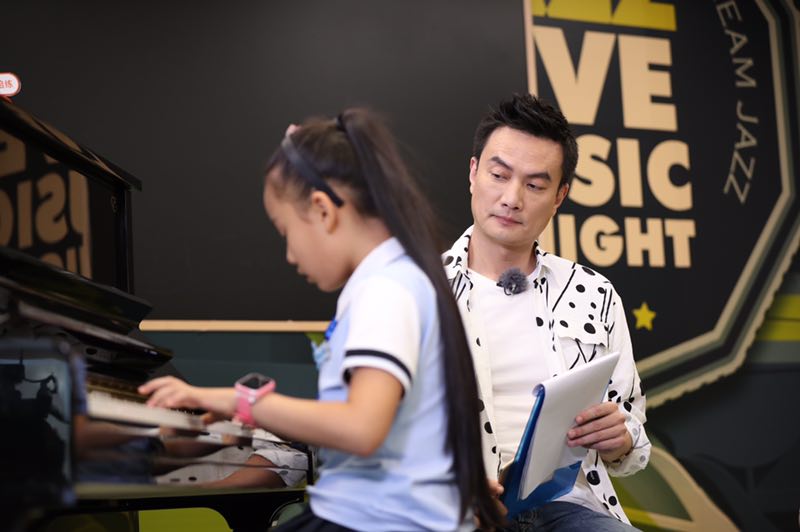 《天才小琴童》周五开播 导师萌娃对对碰