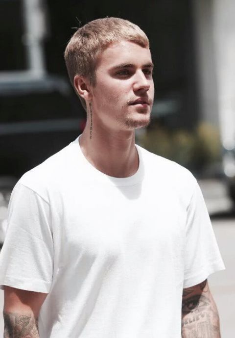 盘点24岁的男艺人,换了发型的比伯帅的不像话