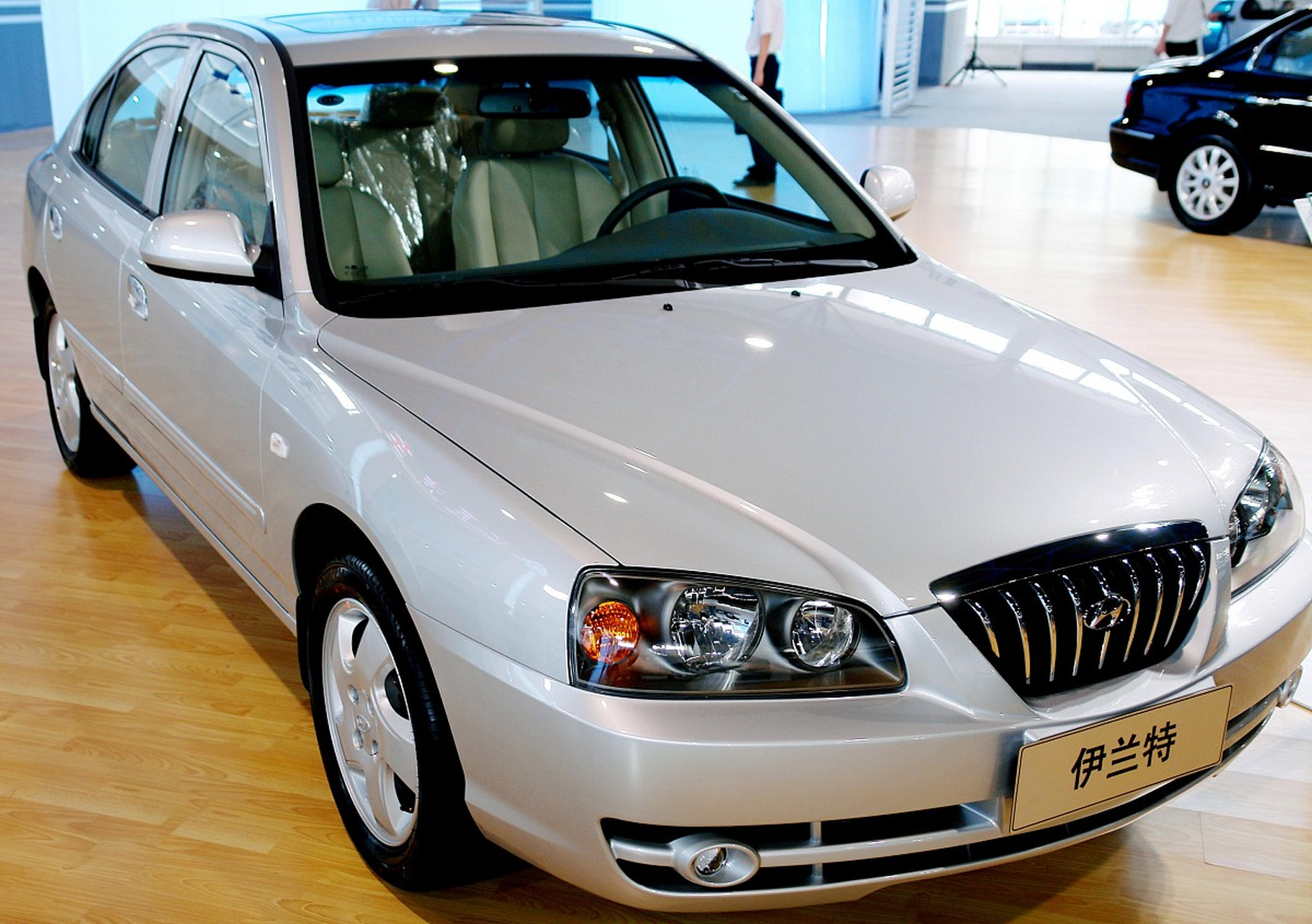 2011款现代伊兰特1.