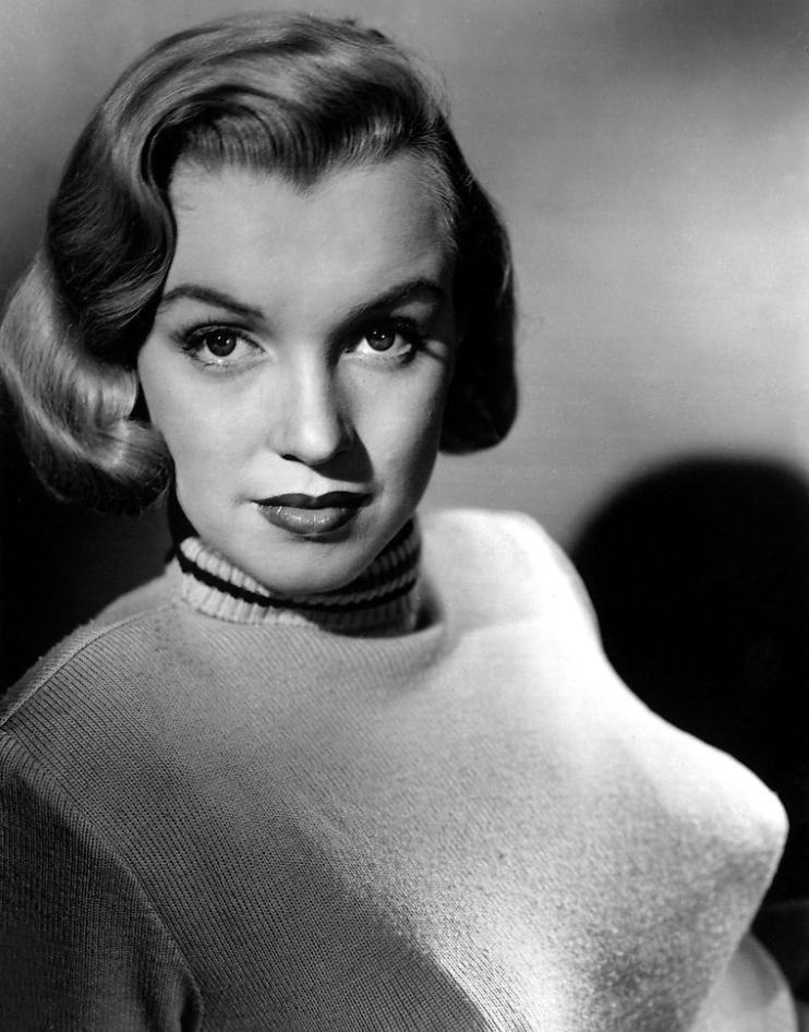 玛丽莲梦露可以将海德放在心底一辈子,但都不会对其敞开心扉,这足以