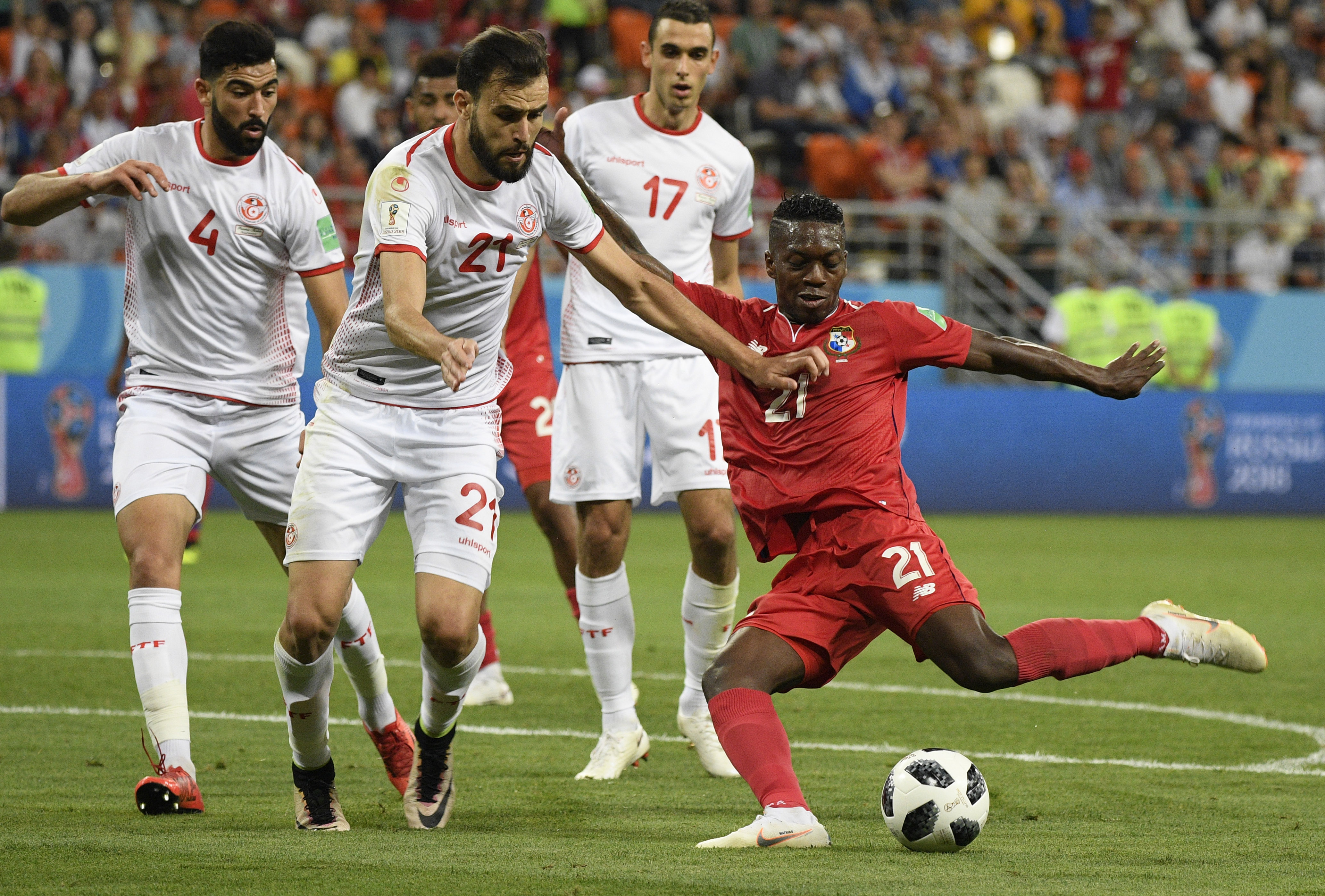 世界杯开赛前4个月突然“裸奔”！突尼斯解雇全体教练组