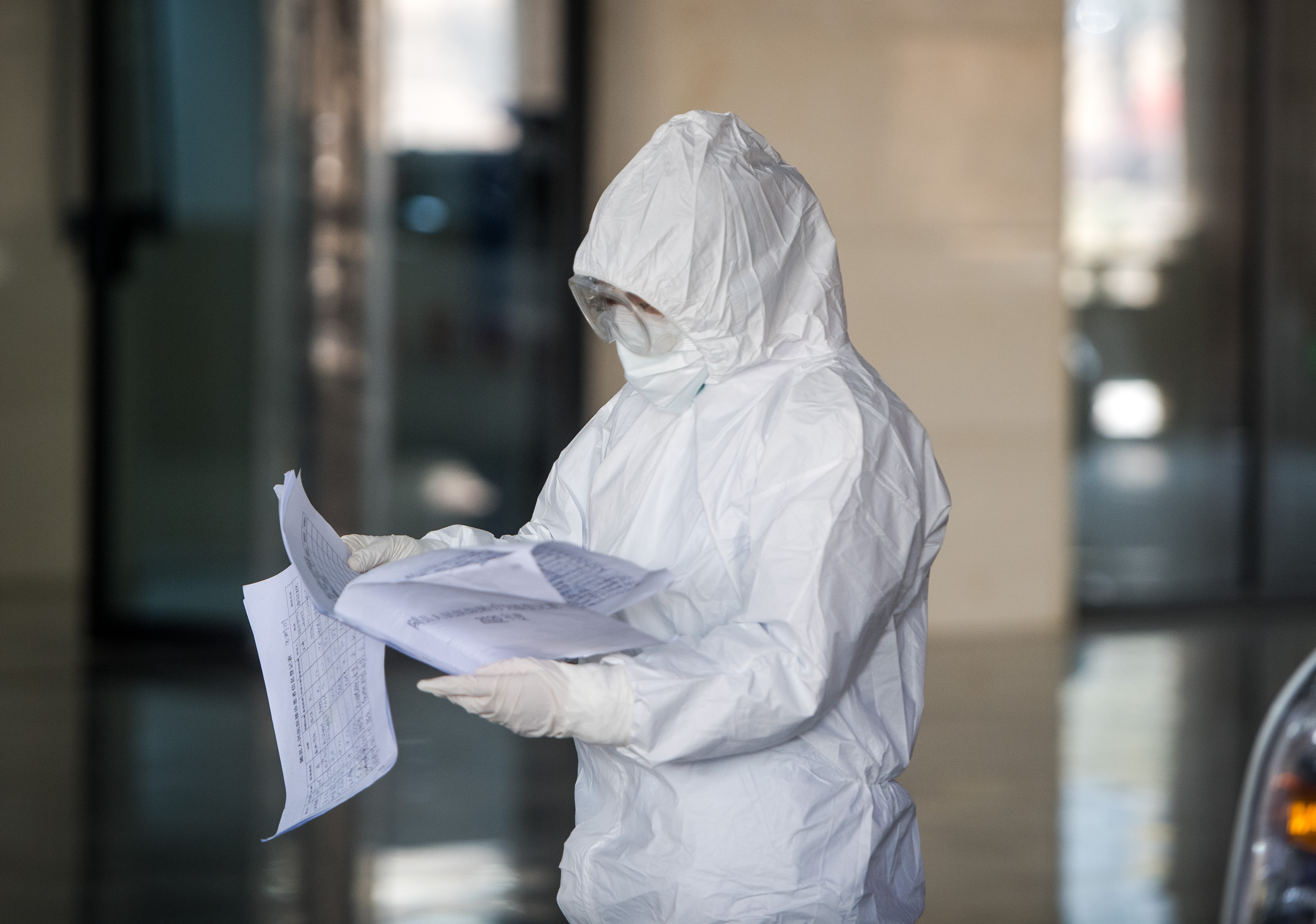 湖北随州:"白衣天使"战疫忙